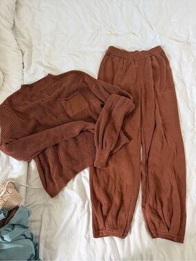 Cozy Two-Piece Knit Set in Rust